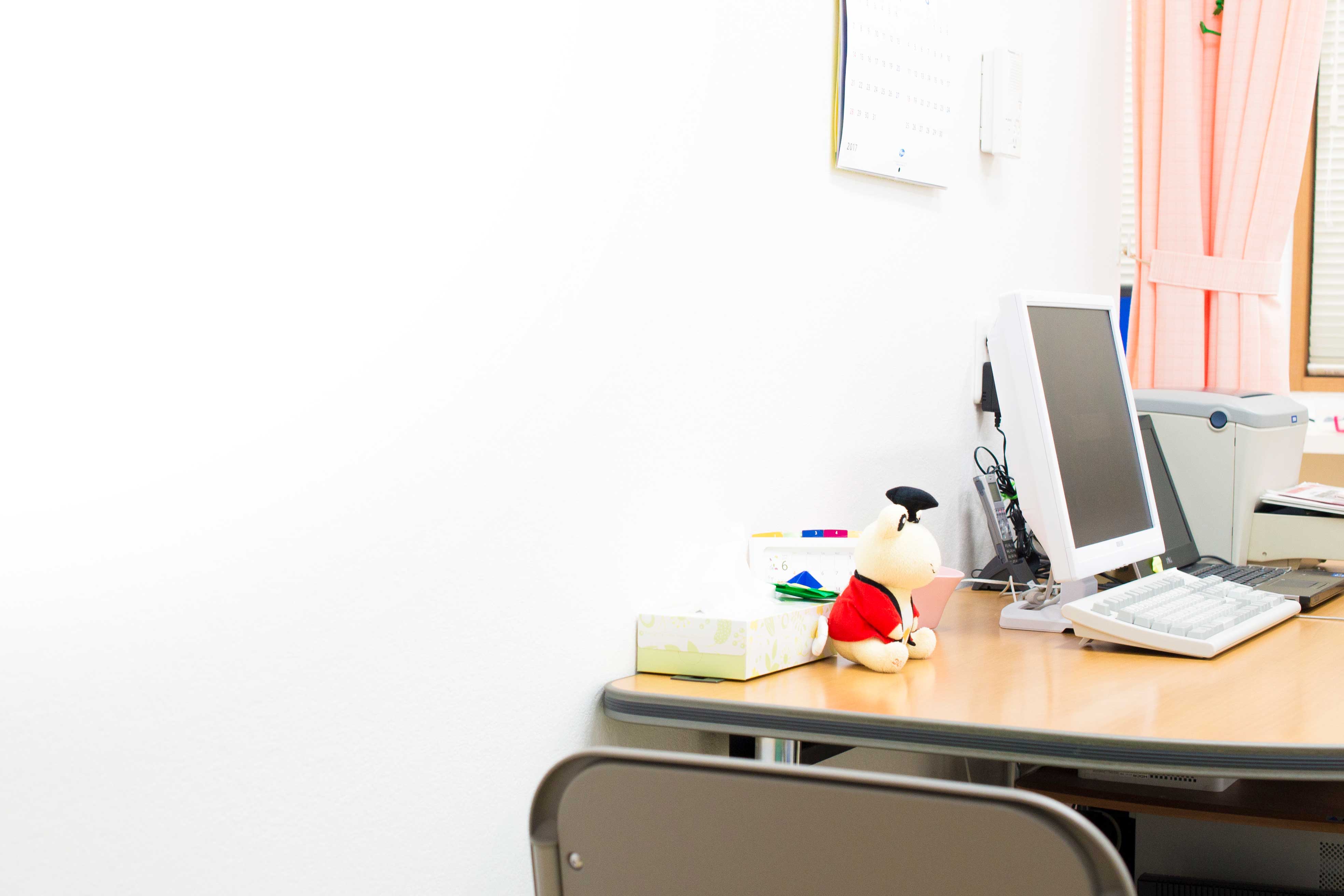 崎山小児科診察室_1